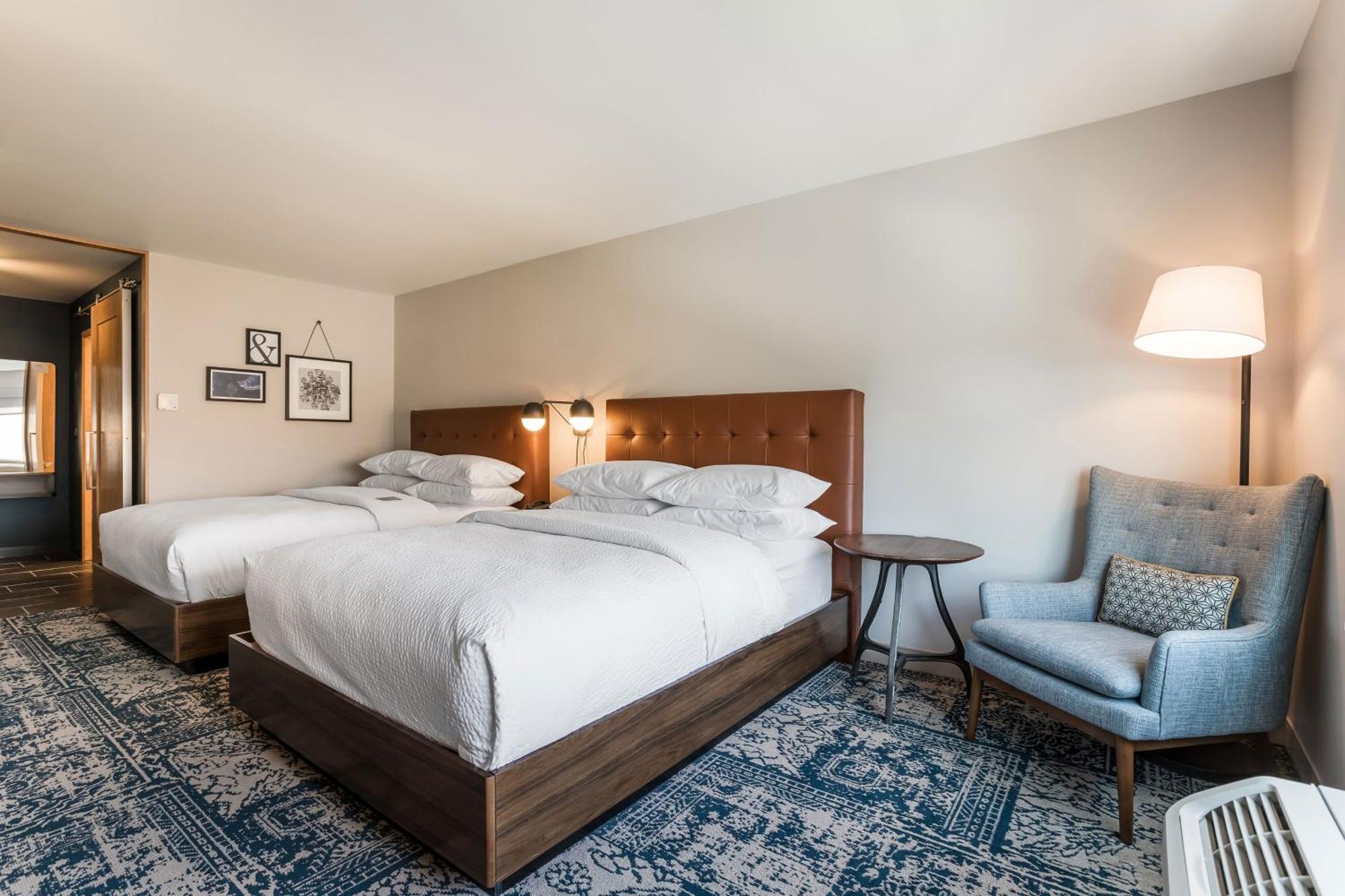 Four Points By Sheraton Елкхарт Екстериор снимка