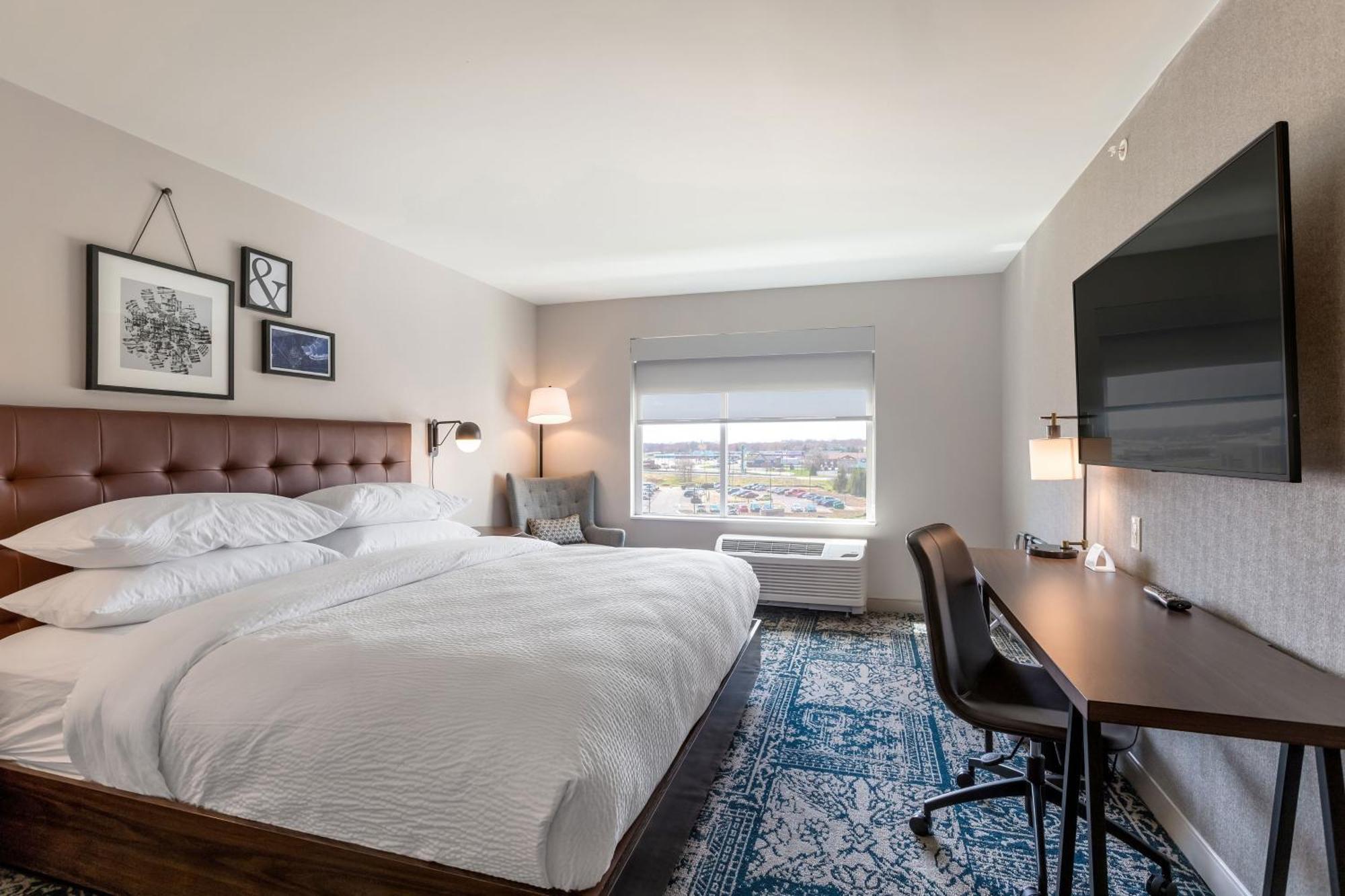 Four Points By Sheraton Елкхарт Екстериор снимка