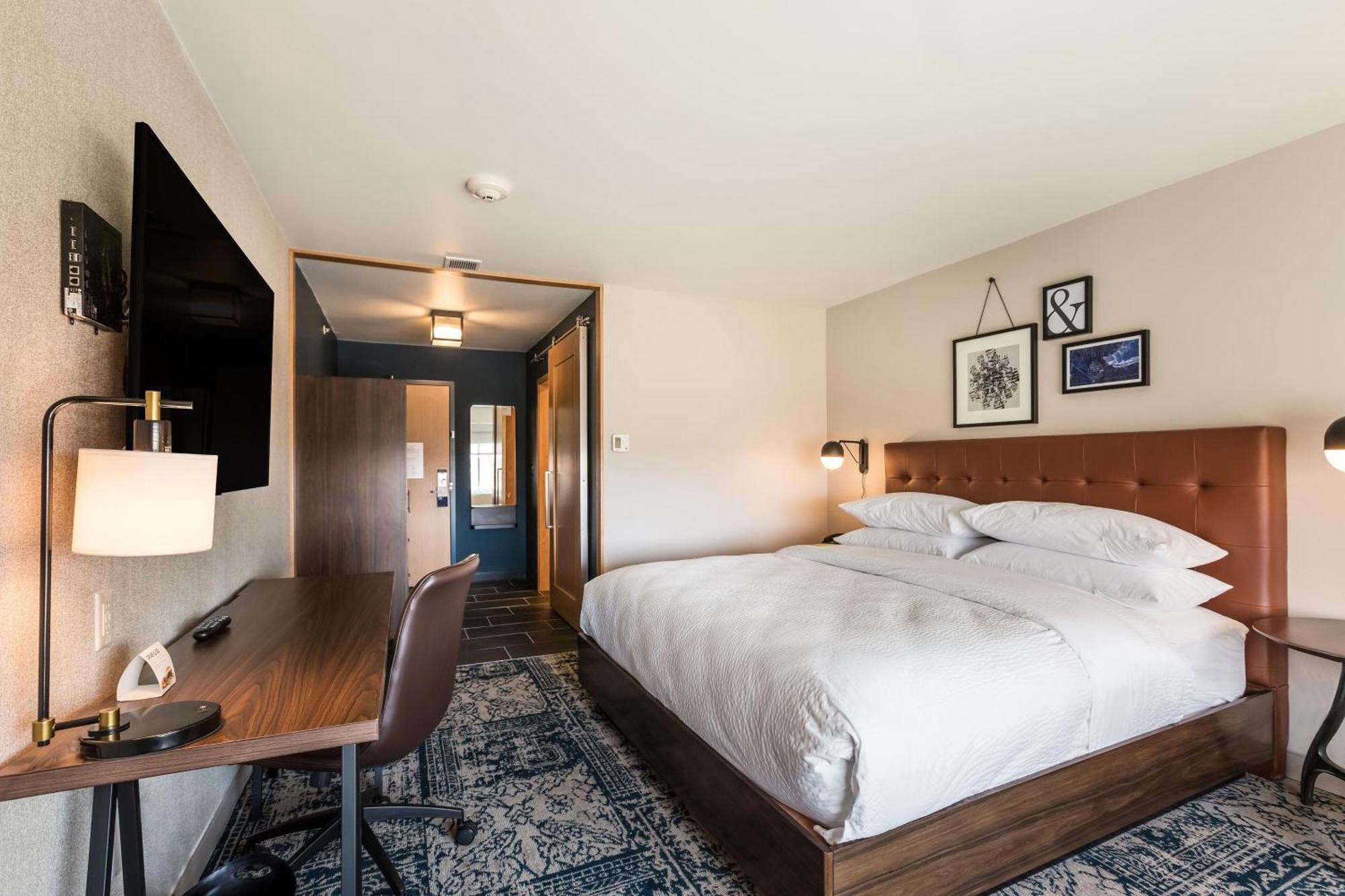 Four Points By Sheraton Елкхарт Екстериор снимка