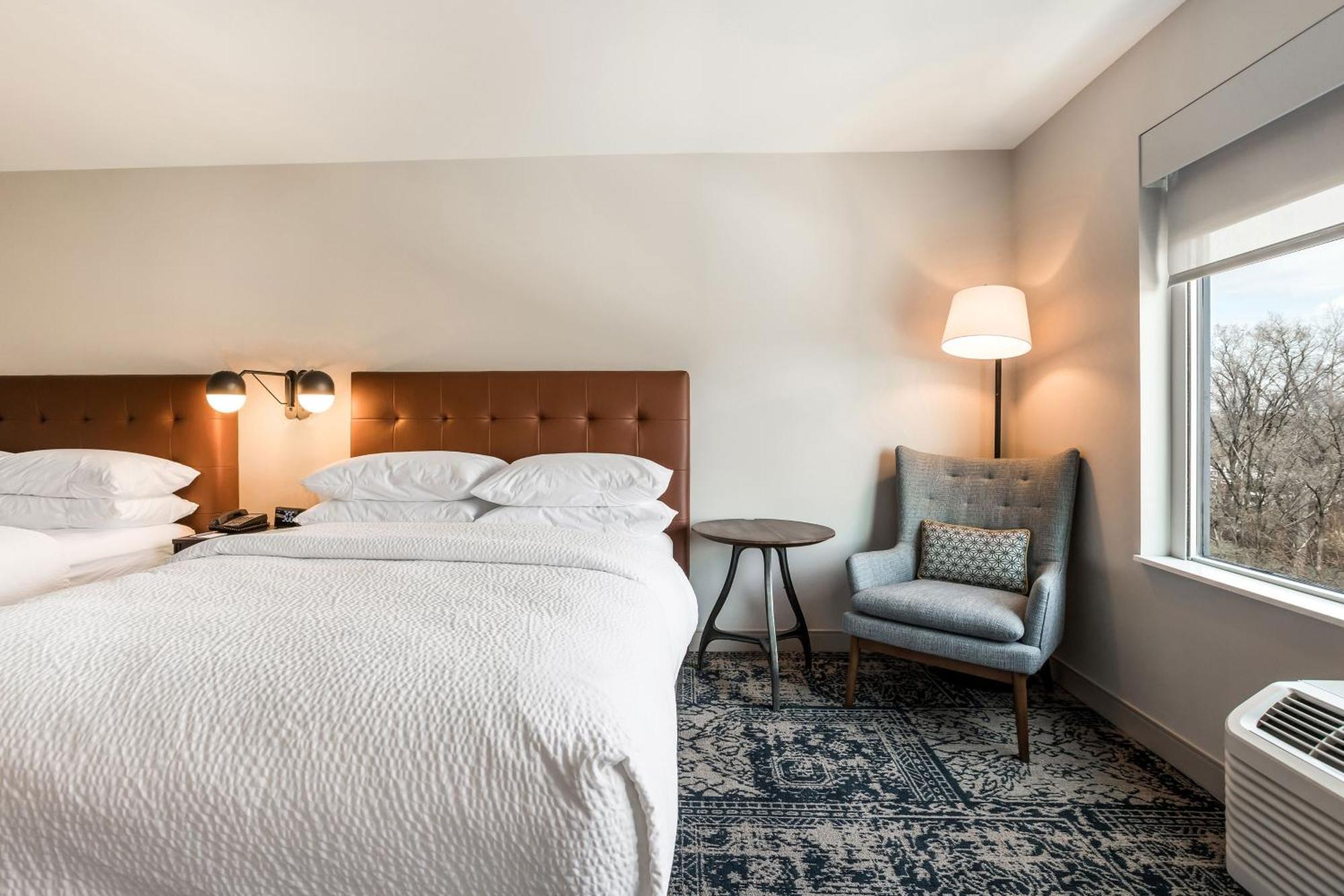 Four Points By Sheraton Елкхарт Екстериор снимка